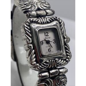 Vintage Spirit Womens Silver Hearts Watch Works New Battery